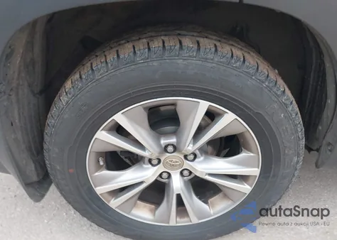 2014 Toyota Highlander Le Plus V6 z USA, uszkodzony, nr VIN 5TDBKRFH7ES054193